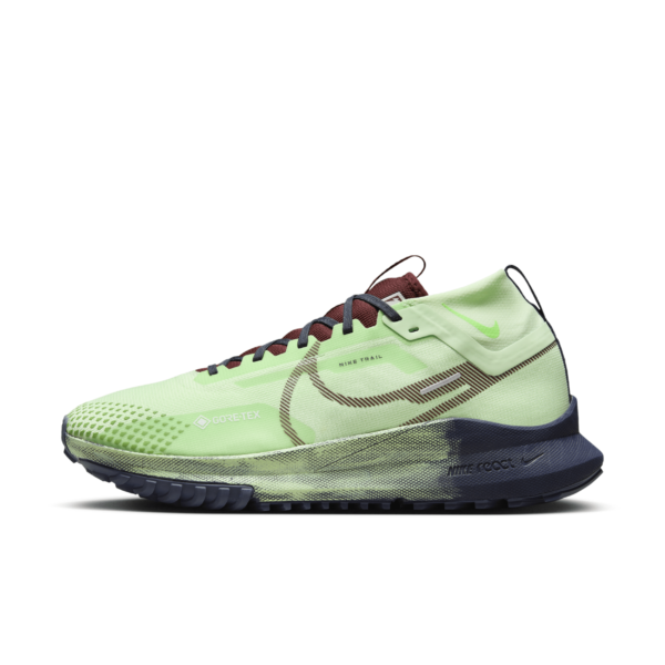 Nike Men's Pegasus Trail 4 GORE-TEX Waterproof Trail Running Shoes in Green